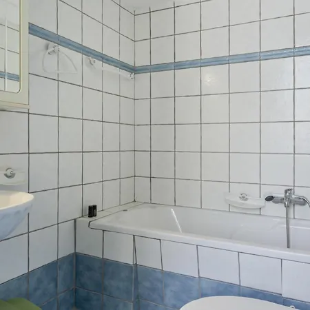 Palatino Konukevi 3*