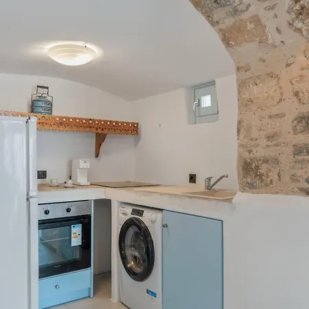 Palatino Πανσιόν 3*